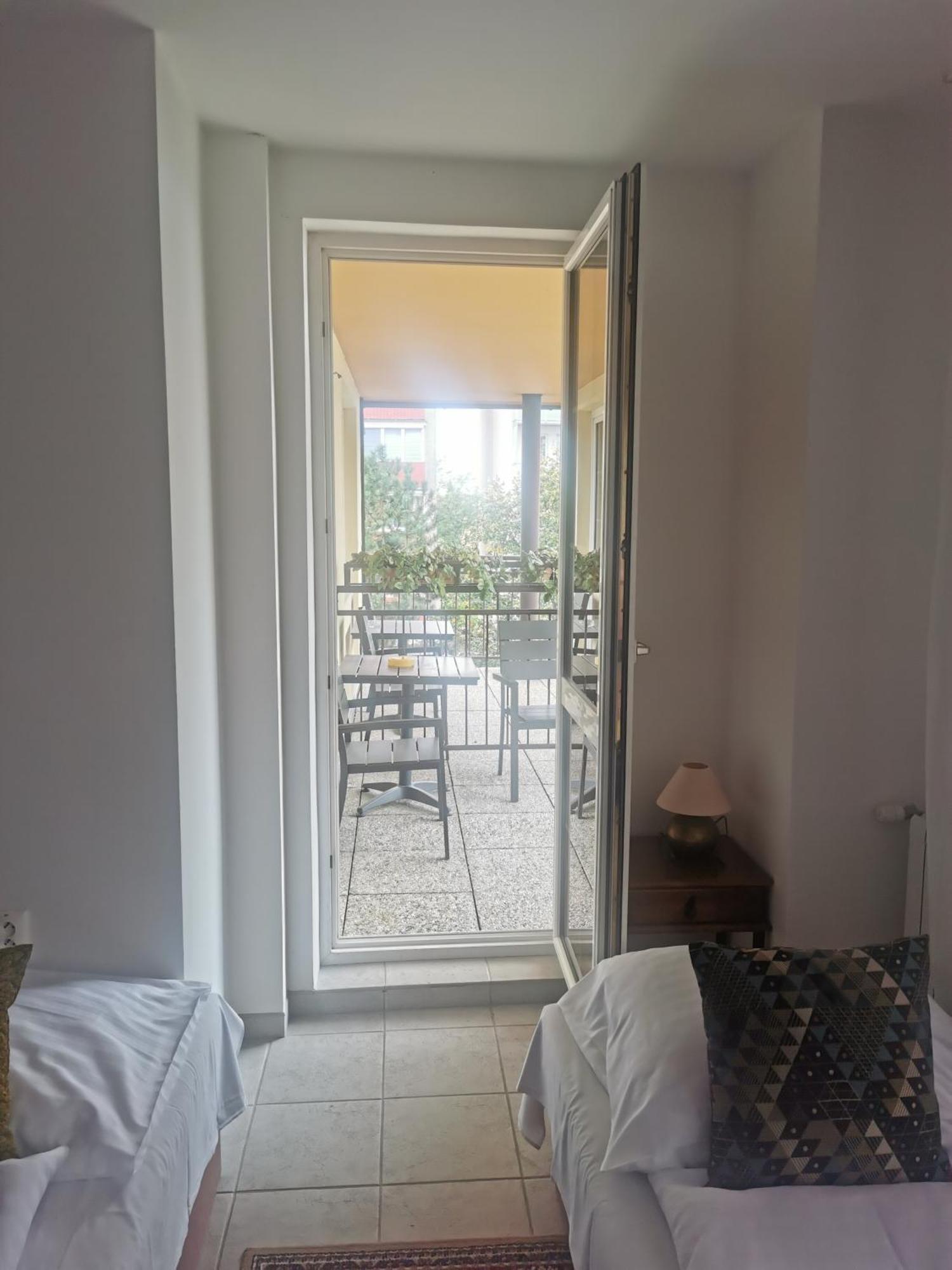 Hotel Diana Nove Mesto nad Vahom Ngoại thất bức ảnh